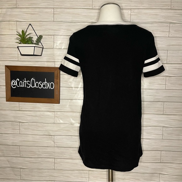 VS PINK Short Sleeve Tee - Picture 3 of 4